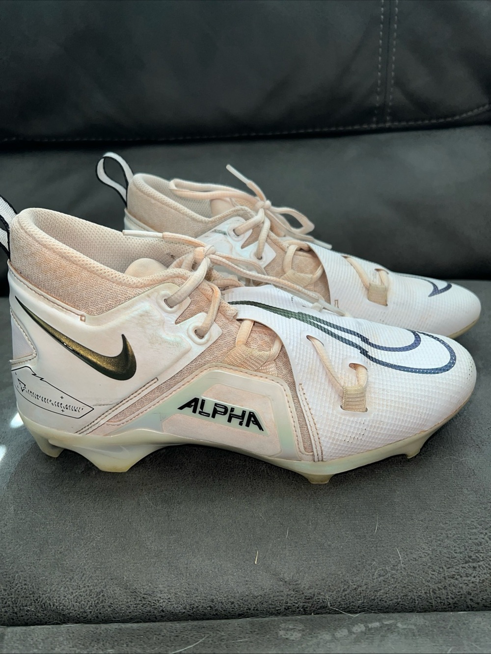 Nike alpha menace pro 3 men’s 7.5 football cleats - Picture 2 of 9